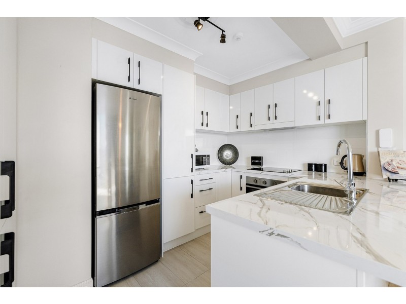 1901/24-26 Queensland Avenue, Broadbeach QLD 4218