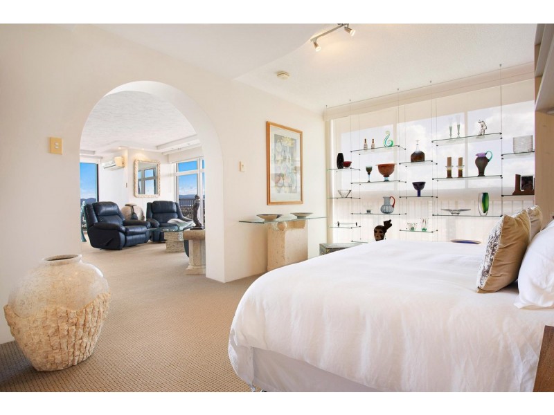 162/4 Old Burleigh Road, Surfers Paradise QLD 4217