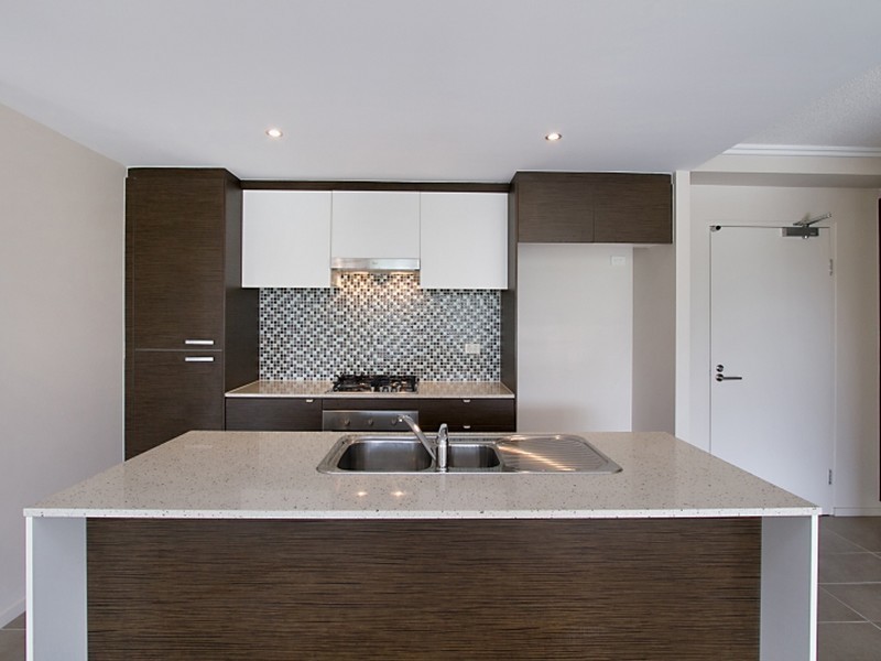 8/154 Musgrave Avenue, Southport QLD 4215
