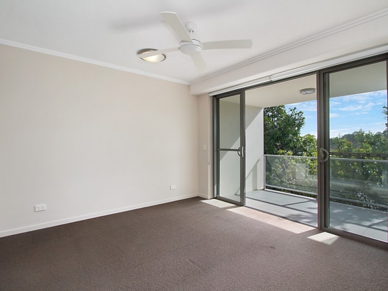 8/154 Musgrave Avenue, Southport QLD 4215