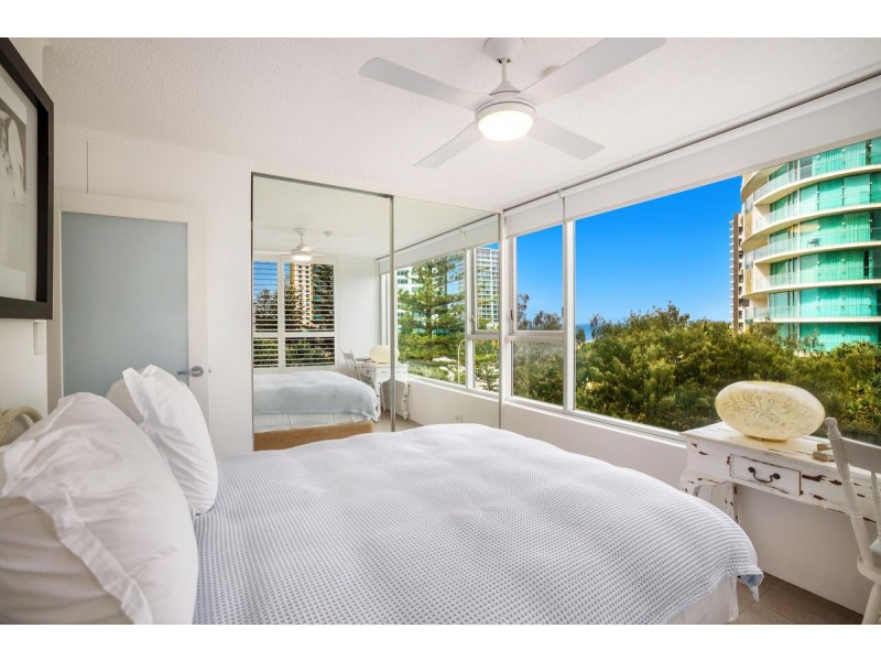 9/1 The Esplanade, Surfers Paradise QLD 4217