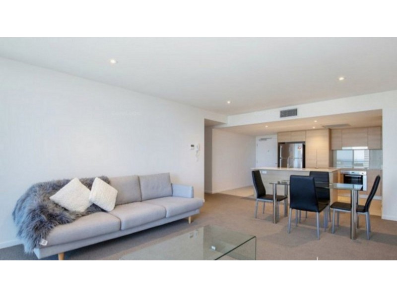 3102/2663 Gold Coast Highway, Broadbeach QLD 4218