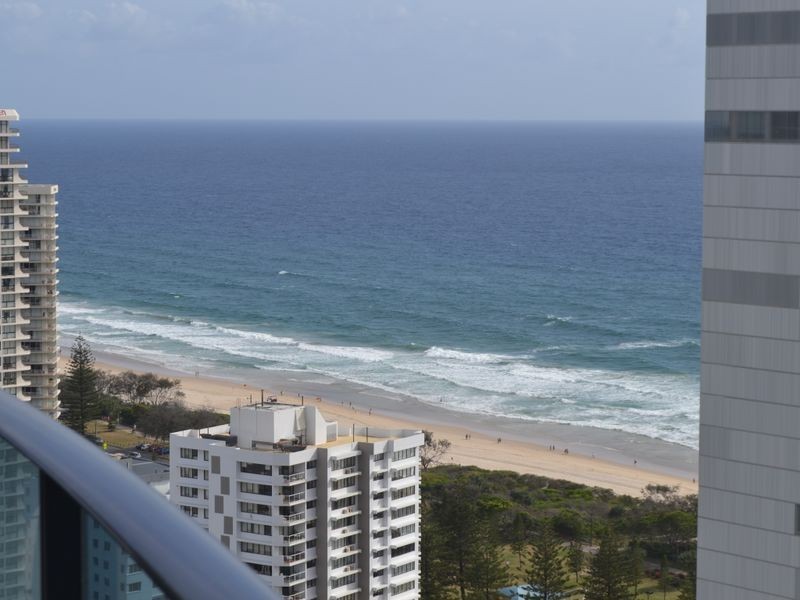 23005 Oracle 4 Charles Avenue, Broadbeach QLD 4218