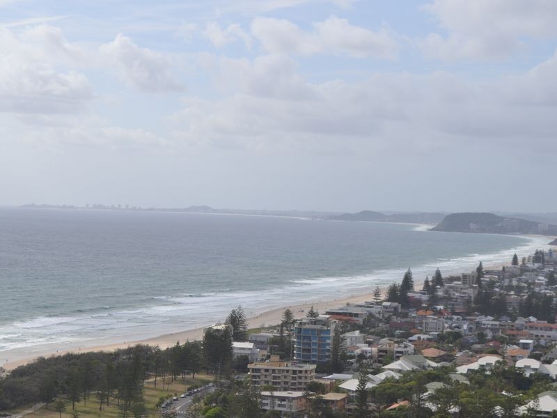 23005 Oracle 4 Charles Avenue, Broadbeach QLD 4218