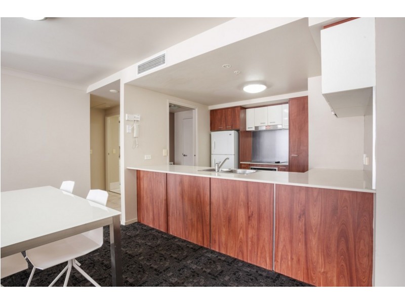 2025/23 Ferny Avenue, Surfers Paradise QLD 4217