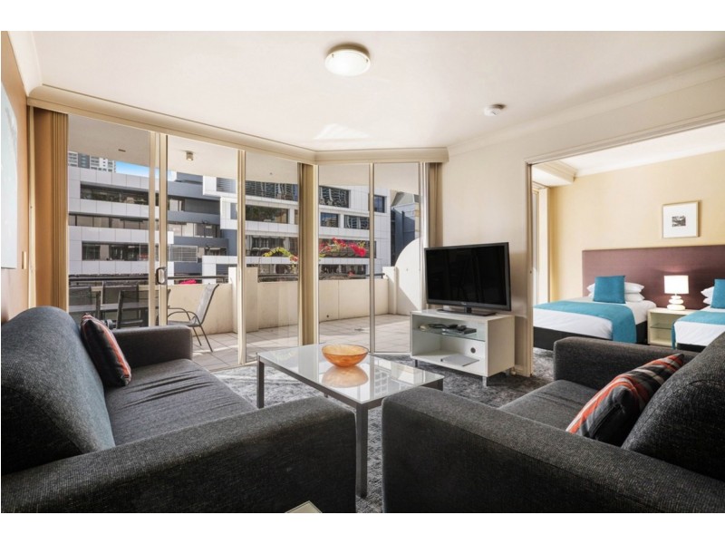 2025/23 Ferny Avenue, Surfers Paradise QLD 4217