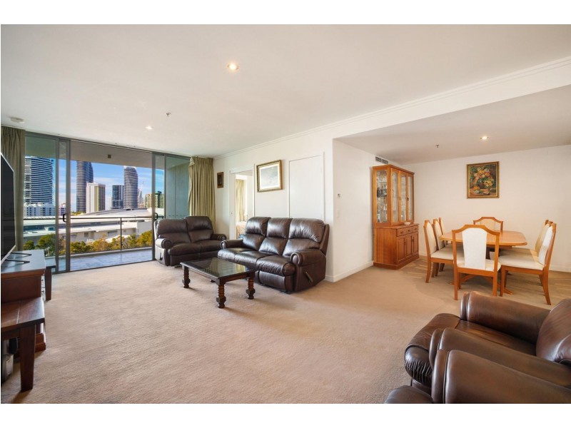 1704/33 T E PETERS Drive, Broadbeach Waters QLD 4218