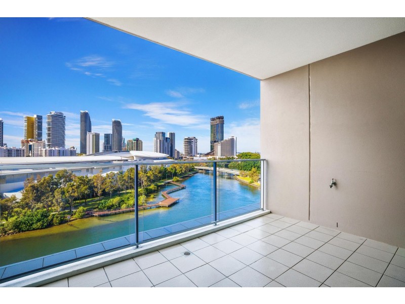 1704/33 T E PETERS Drive, Broadbeach Waters QLD 4218