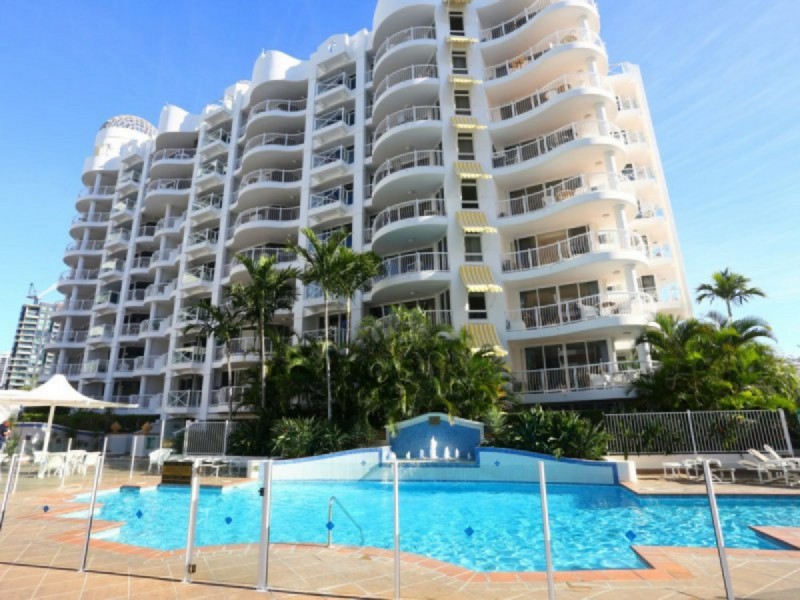 1111/24 Queensland Avenue, Broadbeach QLD 4218