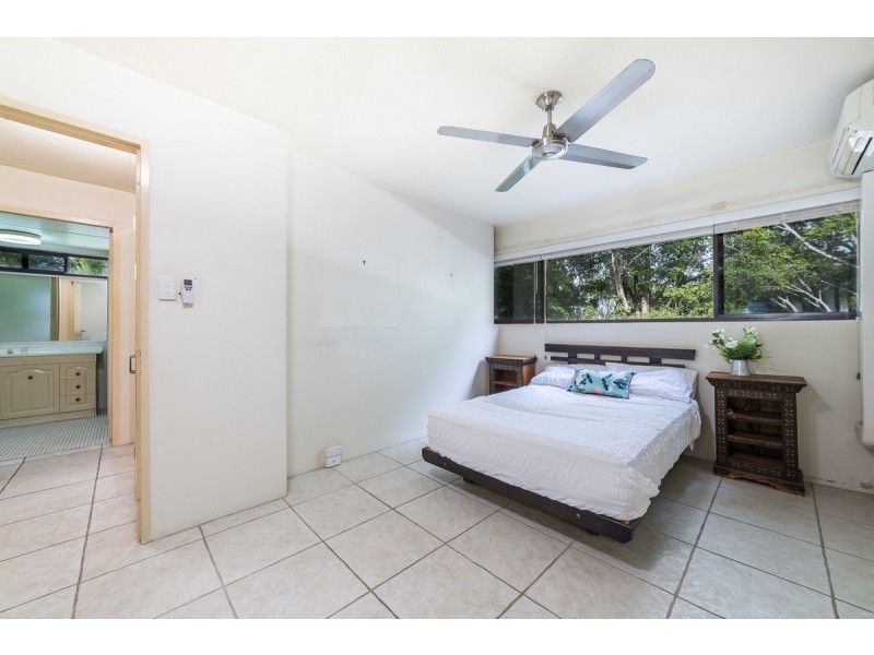 1/22-26 Rudd Street, Broadbeach Waters QLD 4218