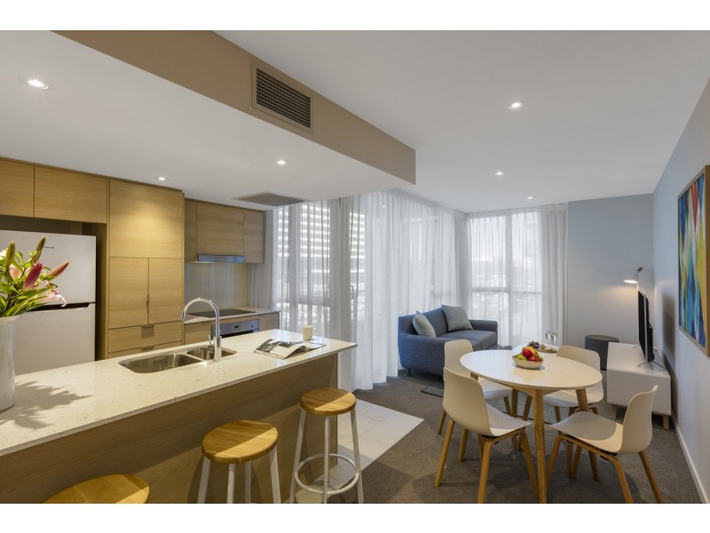 1106/2663 Gold Coast Highway, Broadbeach QLD 4218