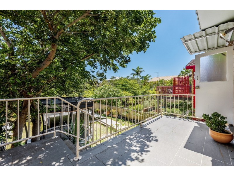 17 Glenelg Avenue, Mermaid Beach QLD 4218