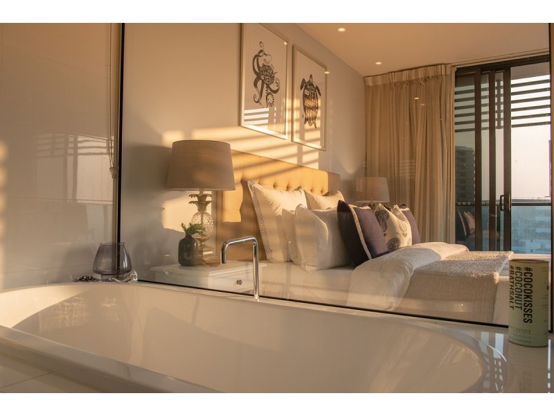 22502/21 Elizabeth Avenue, Broadbeach QLD 4218