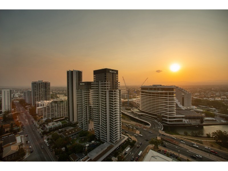 22502/21 Elizabeth Avenue, Broadbeach QLD 4218