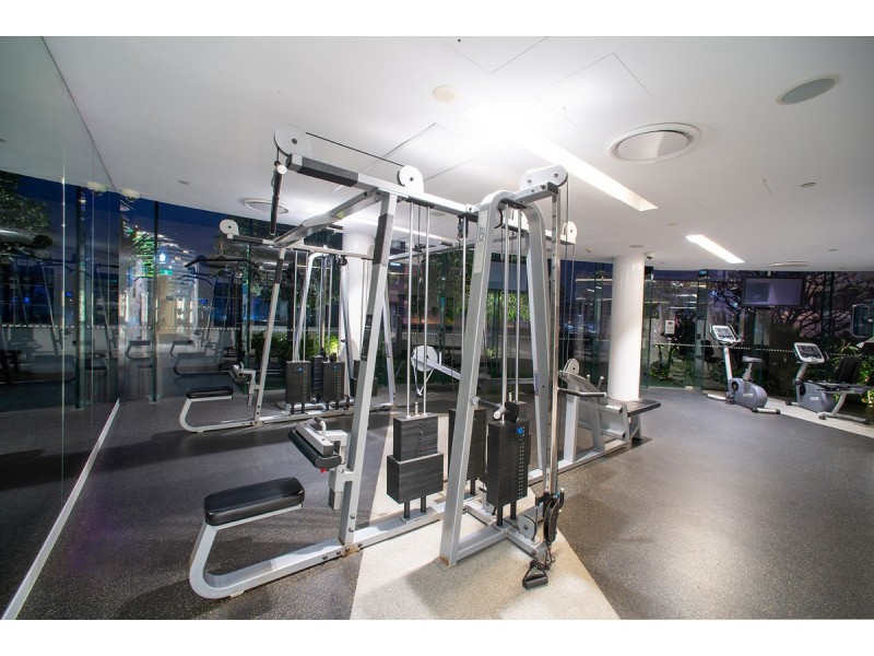 22502/21 Elizabeth Avenue, Broadbeach QLD 4218