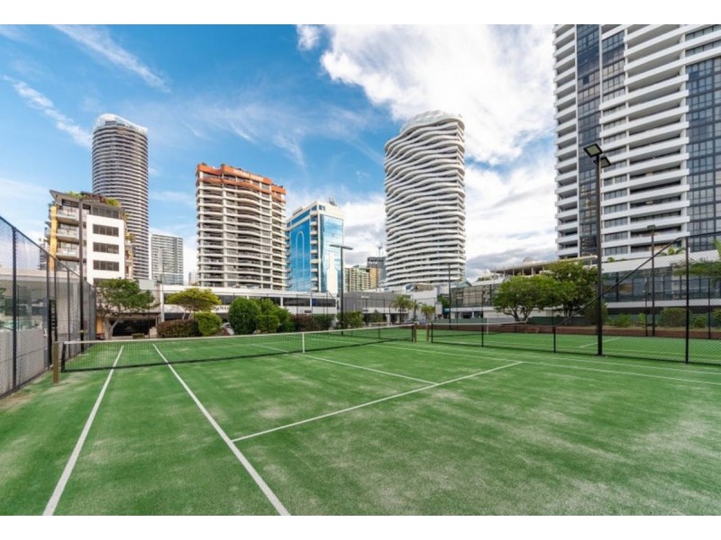 5E/1 Albert Avenue, Broadbeach QLD 4218
