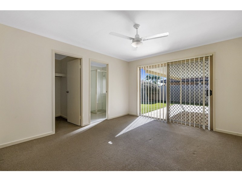 5 Parkdale Court, Robina QLD 4226