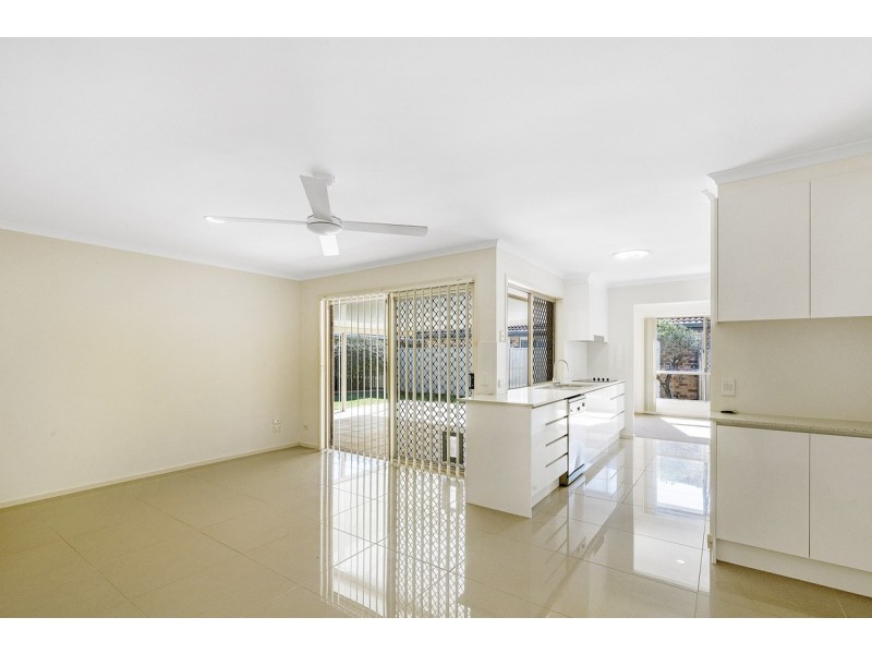 5 Parkdale Court, Robina QLD 4226