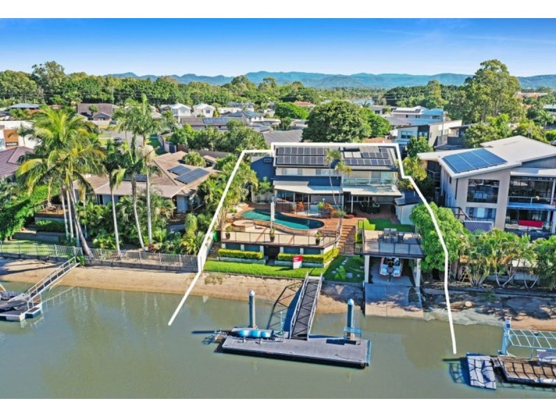 13 Nootka Court, Broadbeach Waters QLD 4218