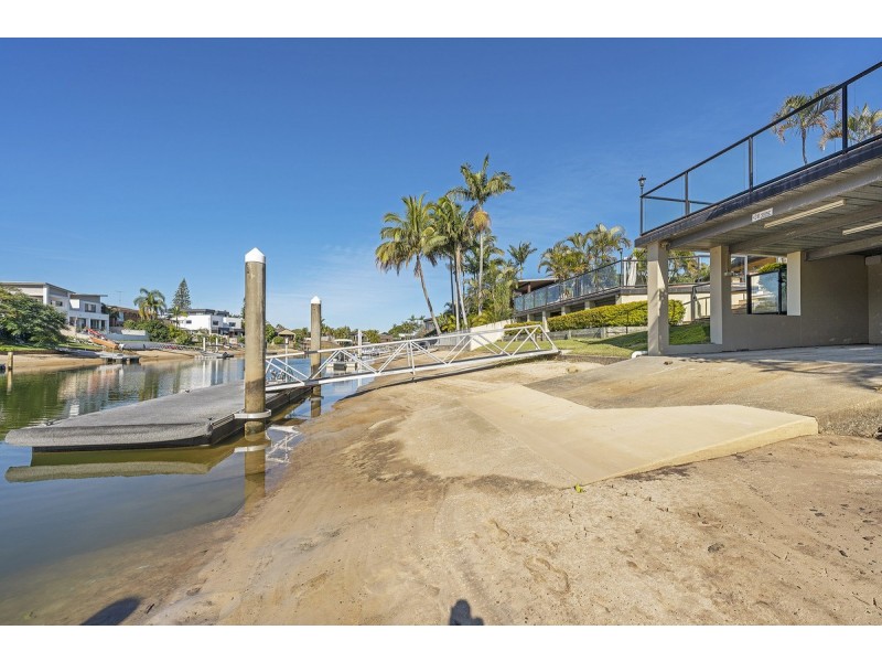 13 Nootka Court, Broadbeach Waters QLD 4218