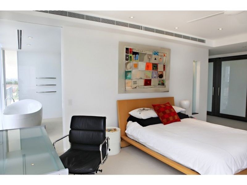 Coolangatta QLD 4225