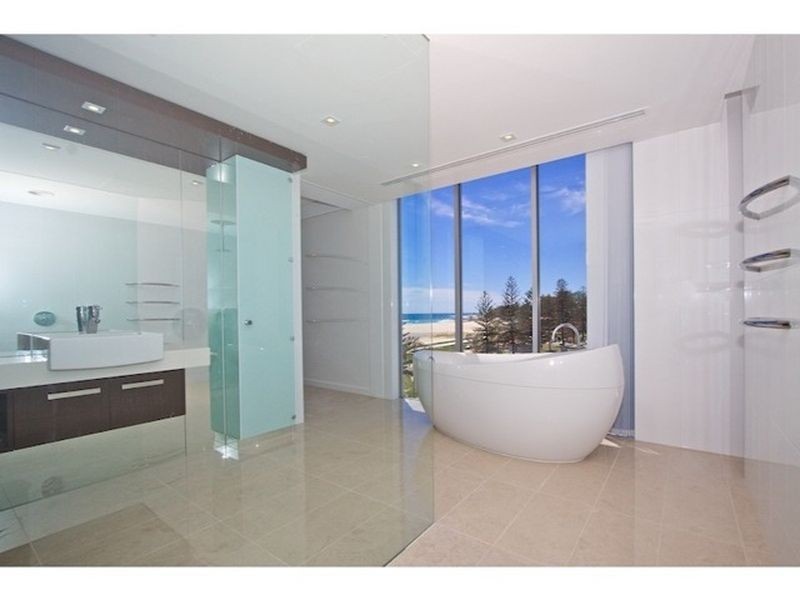 Coolangatta QLD 4225