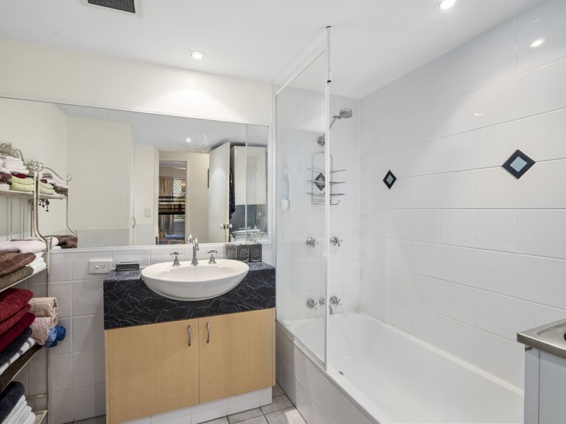 2/26-28 Monaco Street, Surfers Paradise QLD 4217