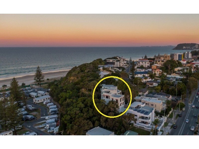 2/2087 Gold Coast Highway, Miami QLD 4220