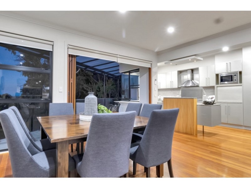 2/2087 Gold Coast Highway, Miami QLD 4220