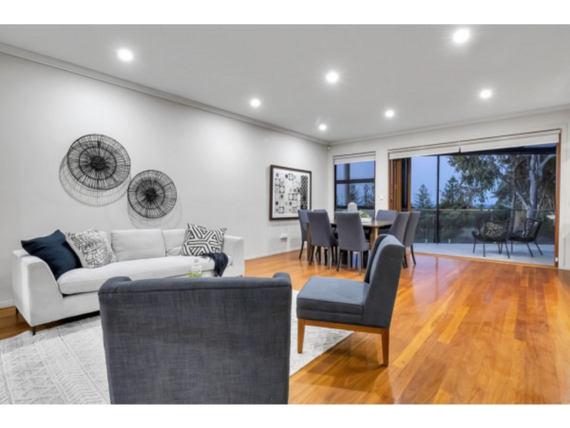 2/2087 Gold Coast Highway, Miami QLD 4220
