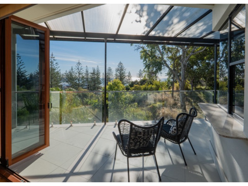 2/2087 Gold Coast Highway, Miami QLD 4220