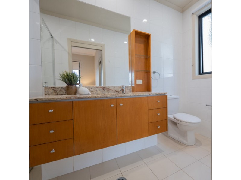 2/2087 Gold Coast Highway, Miami QLD 4220