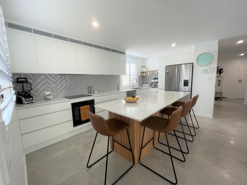 5/29 Second Avenue, Broadbeach QLD 4218