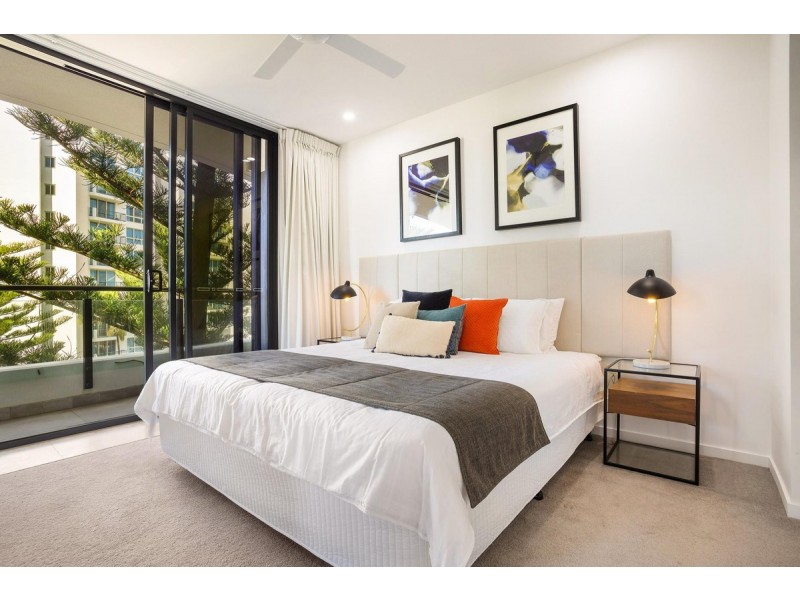 401/95 Old Burleigh Road, Broadbeach QLD 4218