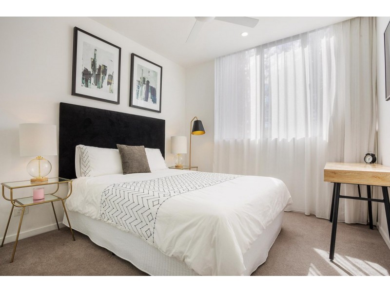 401/95 Old Burleigh Road, Broadbeach QLD 4218