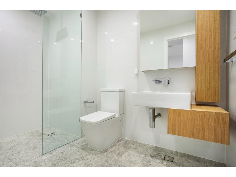 401/95 Old Burleigh Road, Broadbeach QLD 4218