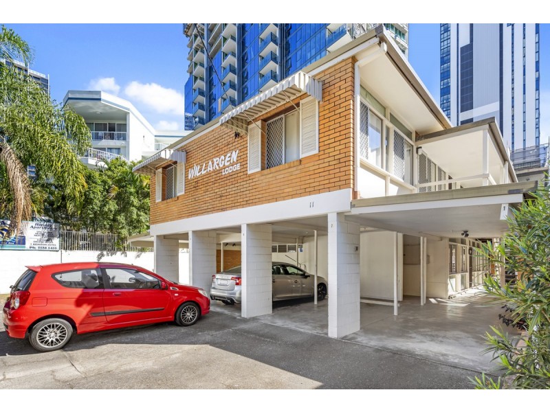 1/11 Anne Avenue, Broadbeach QLD 4218