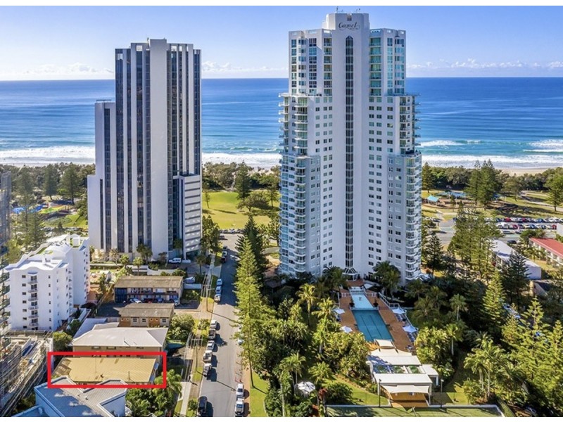 1/11 Anne Avenue, Broadbeach QLD 4218