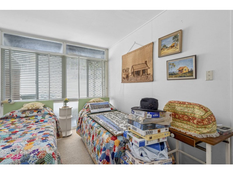 1/11 Anne Avenue, Broadbeach QLD 4218