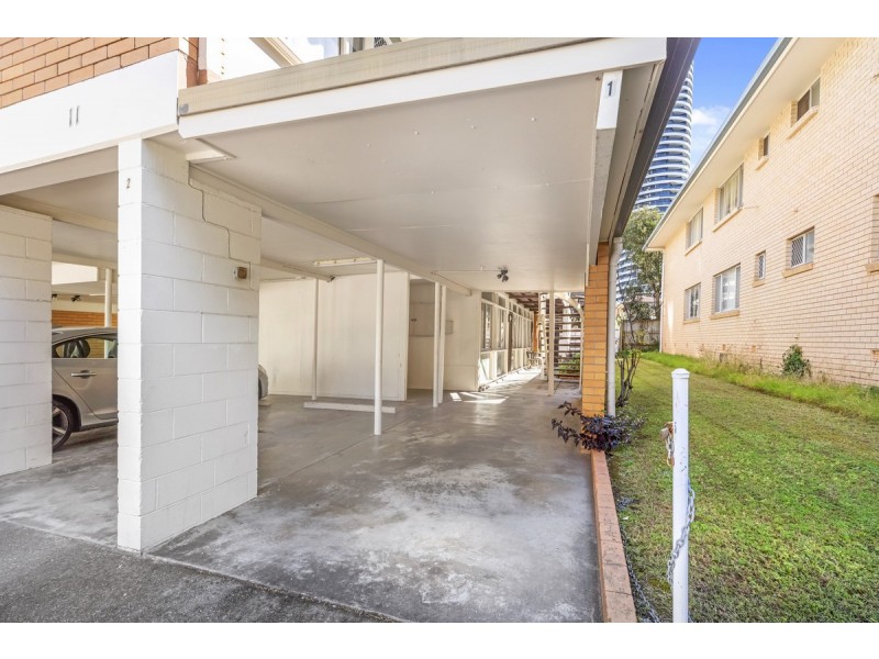1/11 Anne Avenue, Broadbeach QLD 4218