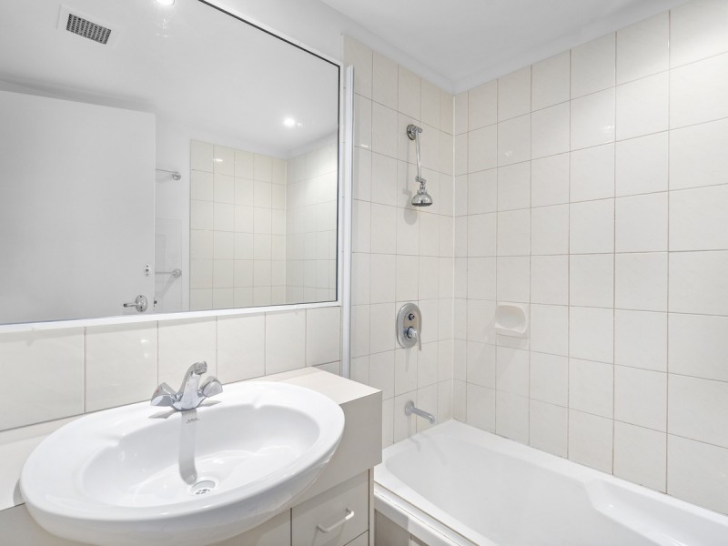 59/23 Wharf Road, Surfers Paradise QLD 4217