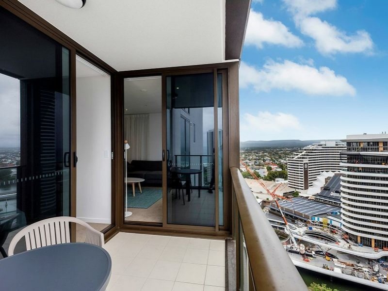 2302/2663 Gold Coast Highway, Broadbeach QLD 4218