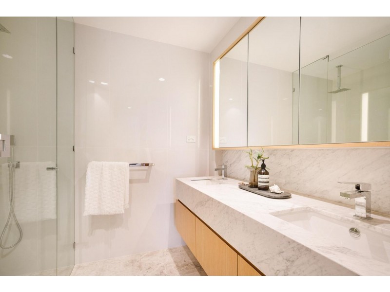 602/4-6 Alexandra Avenue, Mermaid Beach QLD 4218
