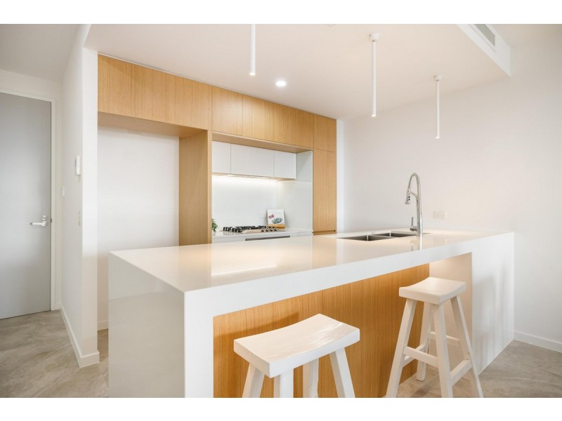 95 Old Burleigh Road, Broadbeach QLD 4218