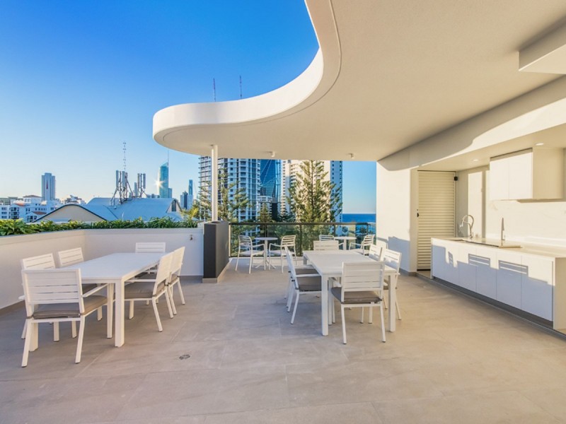 95 Old Burleigh Road, Broadbeach QLD 4218