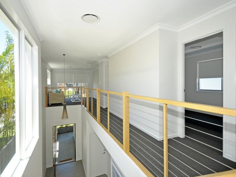 29 Cronulla Avenue, Mermaid Beach QLD 4218