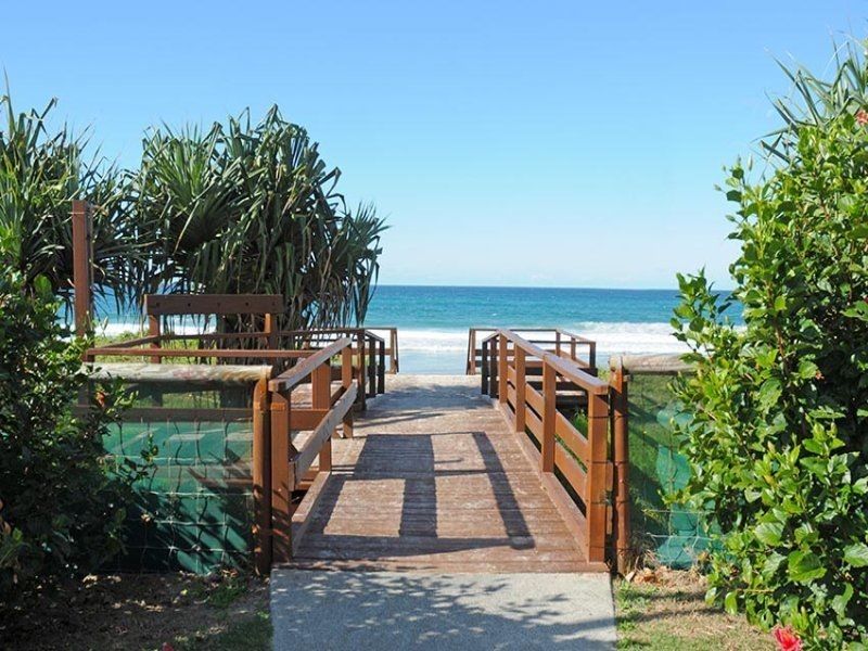 29 Cronulla Avenue, Mermaid Beach QLD 4218