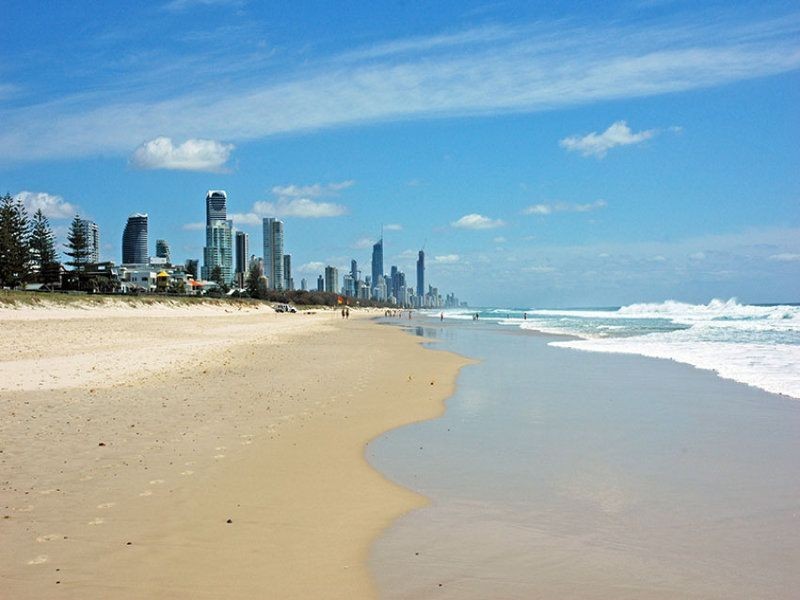 29 Cronulla Avenue, Mermaid Beach QLD 4218