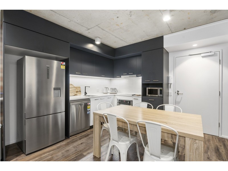 205/190 Varsity Parade, Varsity Lakes QLD 4227