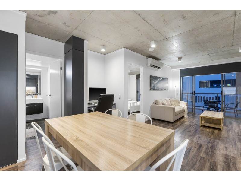 205/190 Varsity Parade, Varsity Lakes QLD 4227